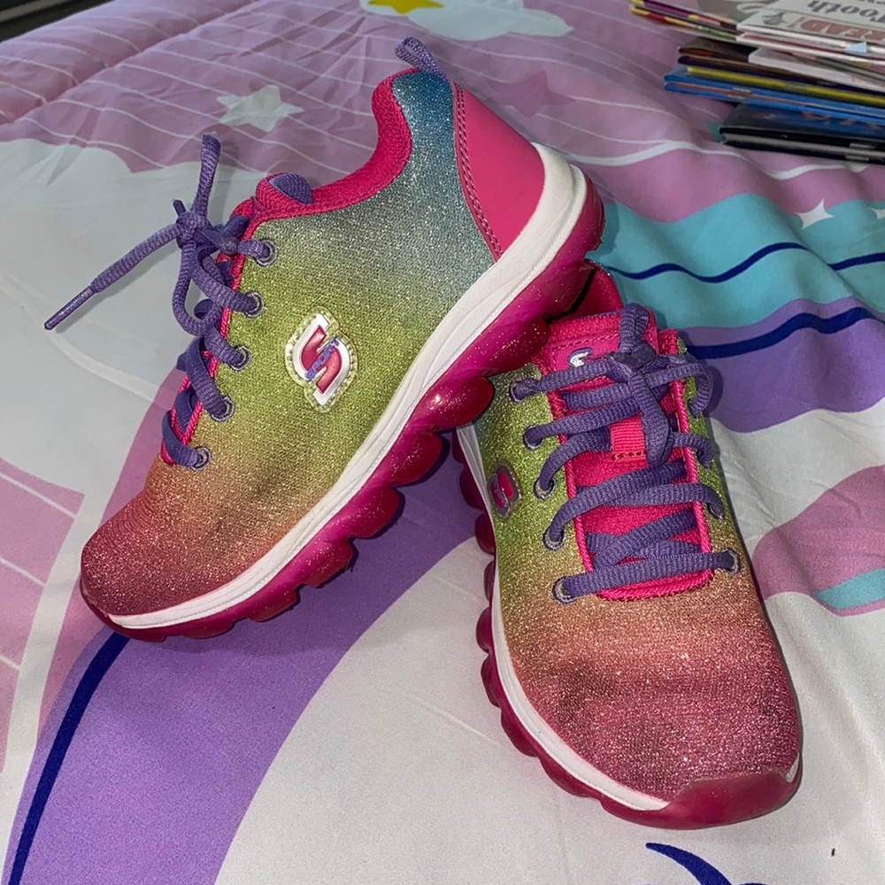 Girls Sketchers sneakers